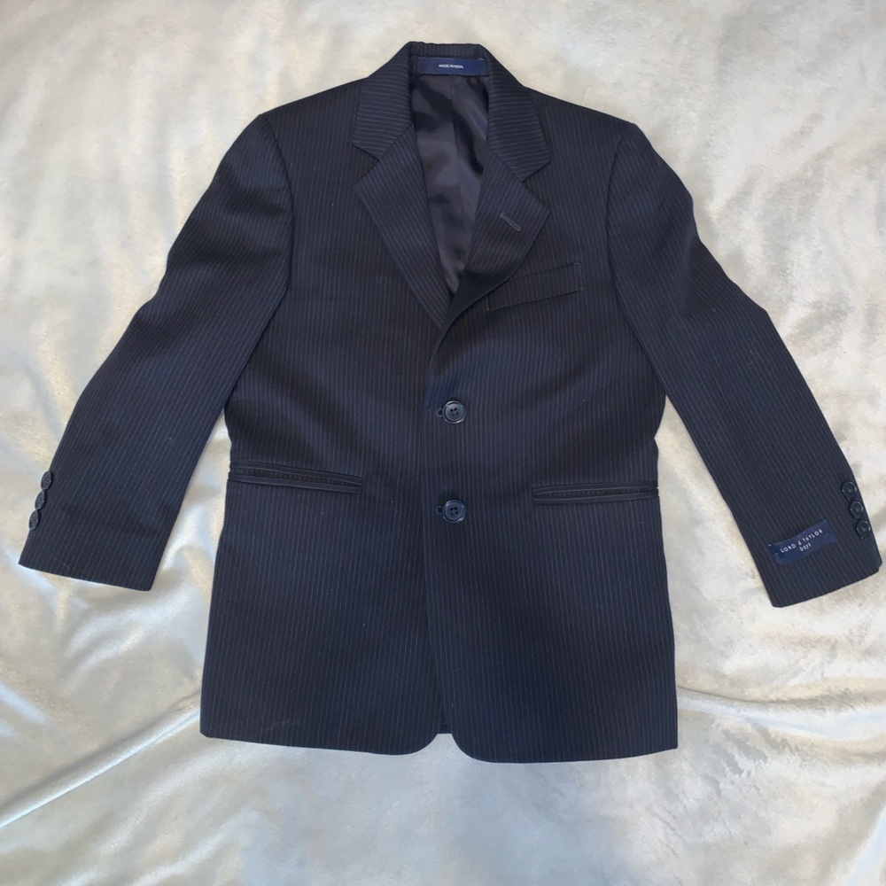 Lord & Taylor boys navy Pinstripe Blazer 2 button